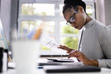 What are the roles and responsibilities in accounts payable?