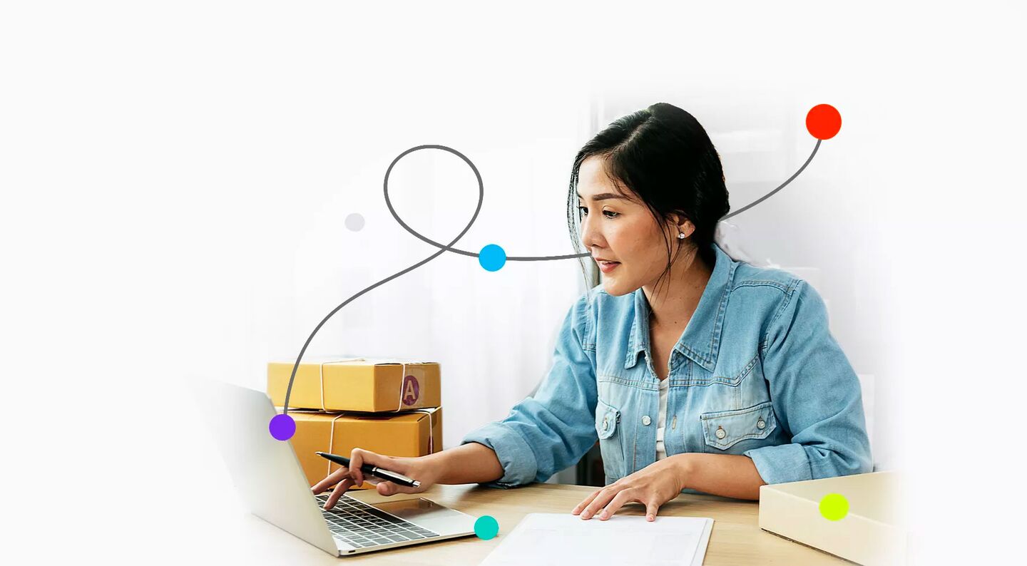 businesswoman-mailing businesswoman-mailing