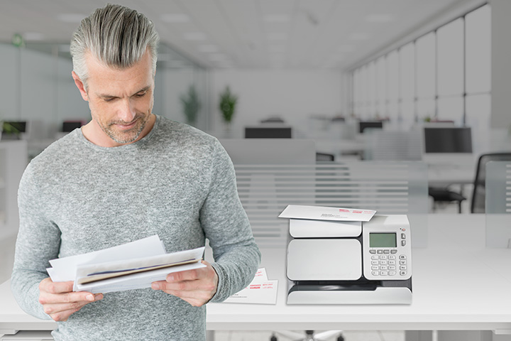 Bespaar tijd en geld op uw postproces met de frankeermachine