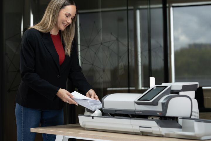 iX-6 in office model letters