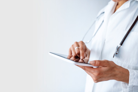 doctor-tablet